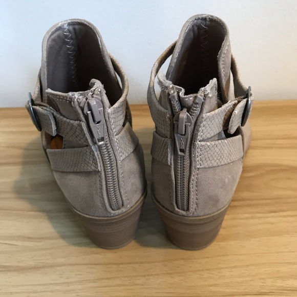 Arizona Memory Foam Booties Ankle Boots Tan 7.5M - Picture 6 of 8